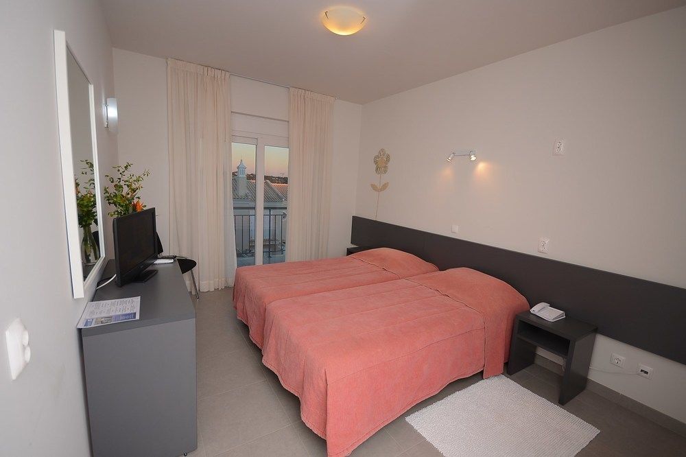 Guest House โบลิเคมี ภายนอก รูปภาพ